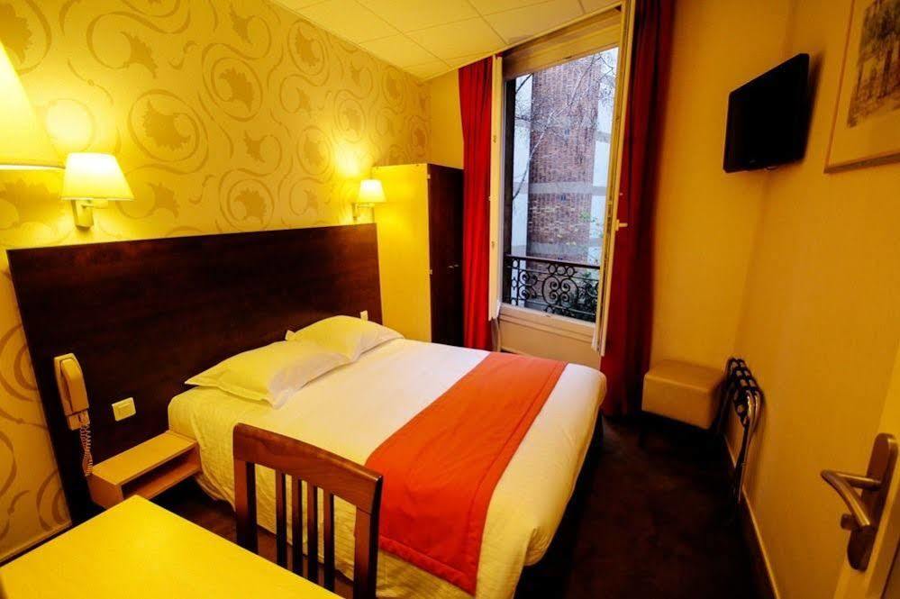 Des Trois Gares 3* Parijs